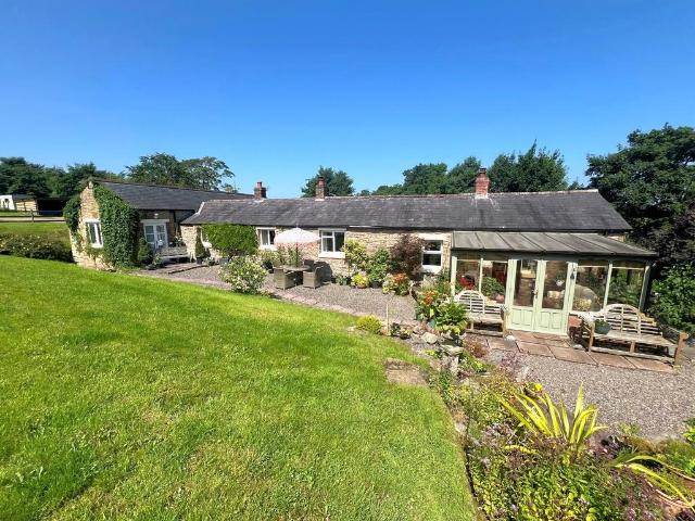 3 bedroom cottage for sale