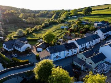 3 bedroom cottage for sale