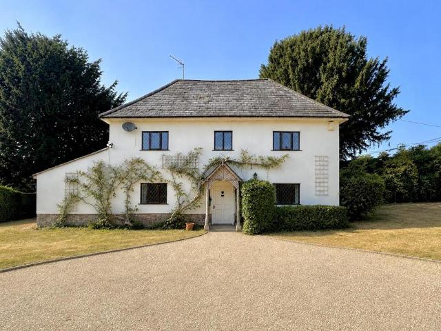3 bedroom cottage for sale