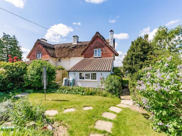 3 bedroom cottage for sale