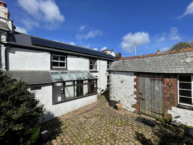 3 bedroom cottage for sale