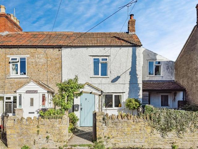 3 bedroom cottage for sale