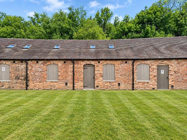 3 bedroom cottage for sale