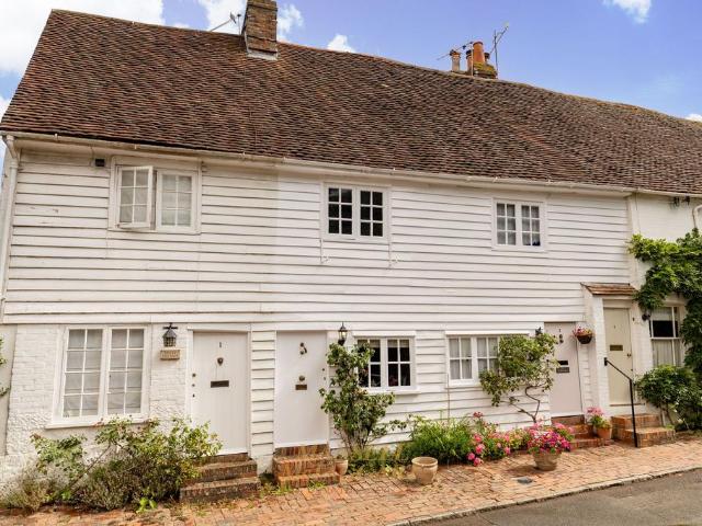 3 bedroom cottage for sale