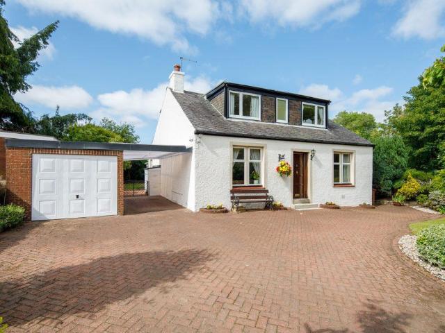3 bedroom cottage for sale