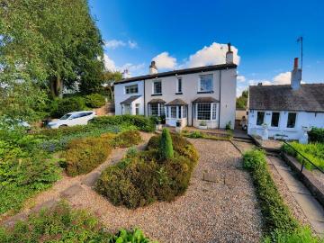 3 bedroom cottage for sale