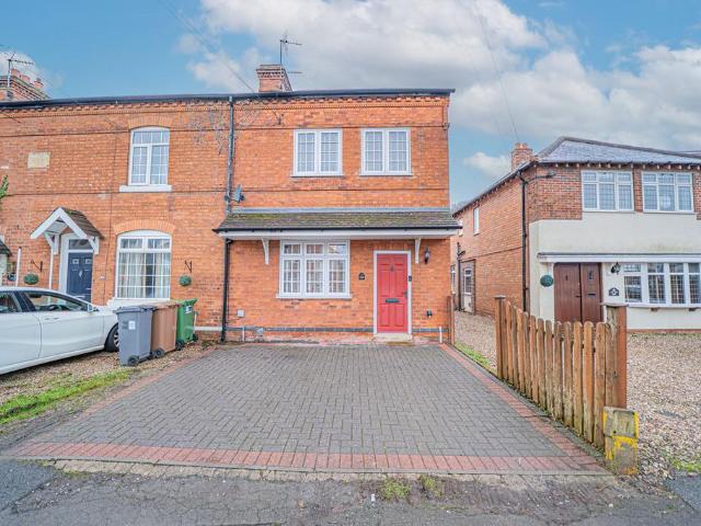3 bedroom cottage for sale