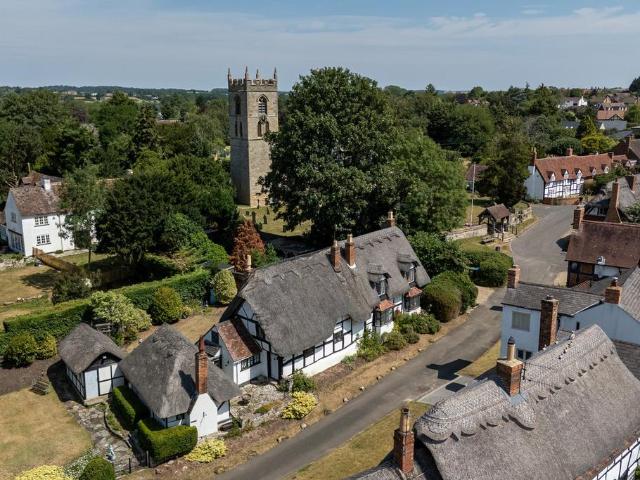 3 bedroom cottage for sale