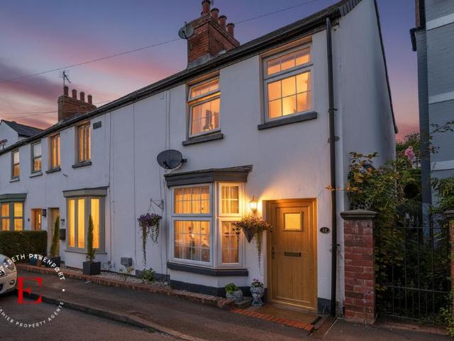 3 bedroom cottage for sale