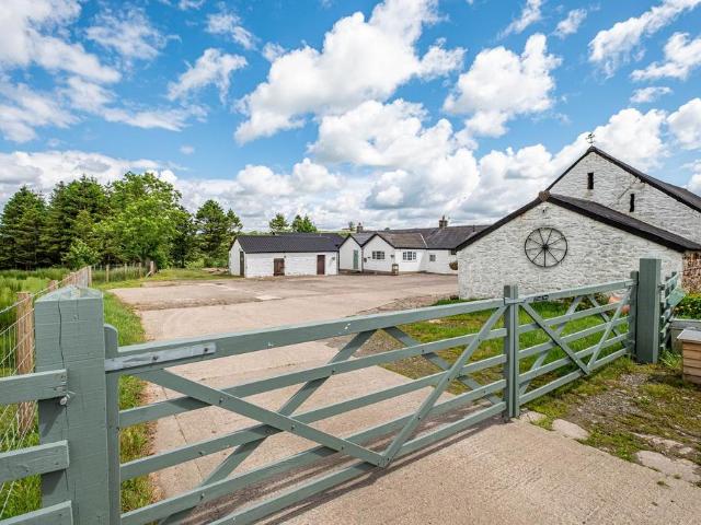 3 bedroom cottage for sale