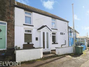 3 bedroom cottage for sale