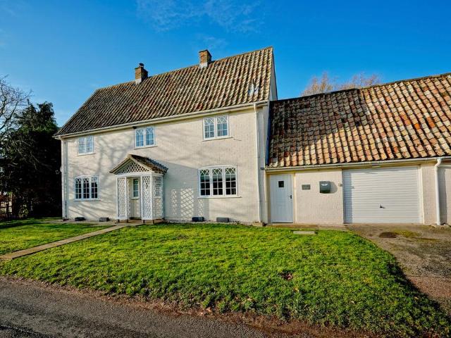 3 bedroom cottage for sale