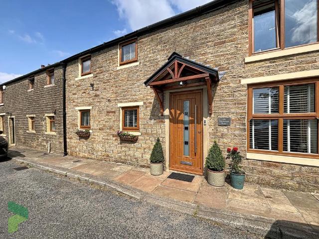 3 bedroom cottage for sale