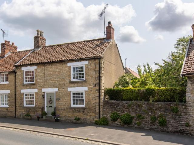 3 bedroom cottage for sale