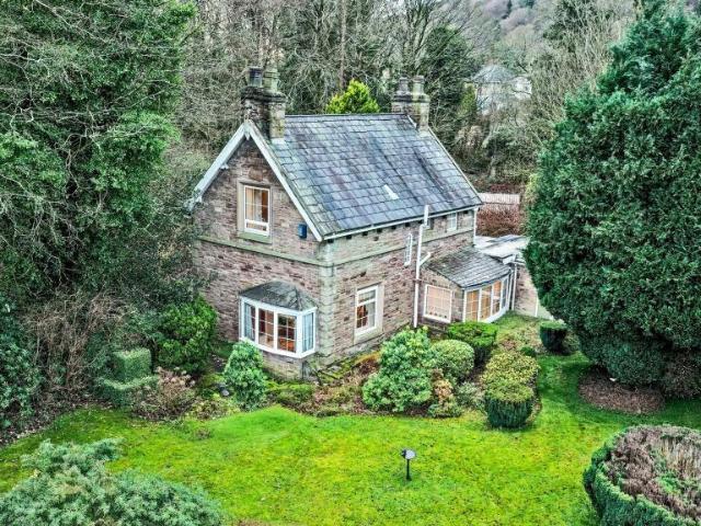 3 bedroom cottage for sale