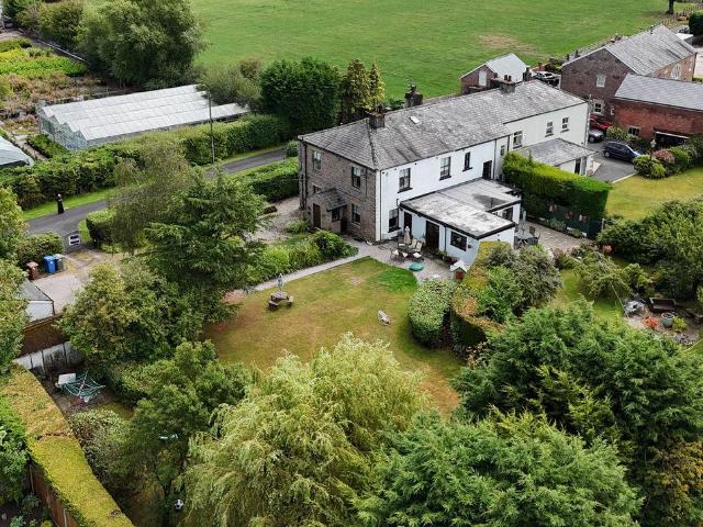 3 bedroom cottage for sale