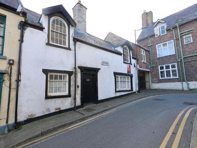 3 bedroom cottage for sale