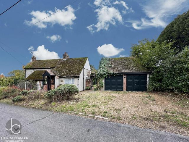 3 bedroom cottage for sale