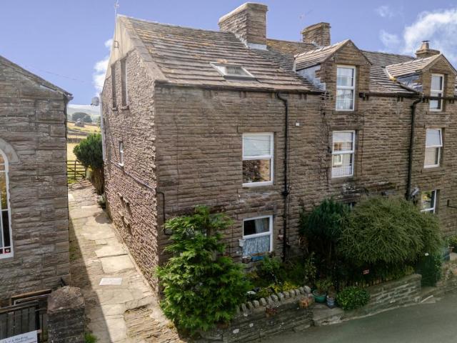 3 bedroom cottage for sale