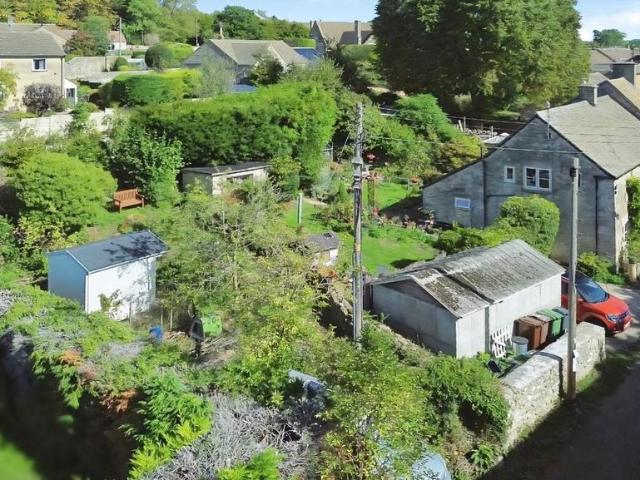 3 bedroom cottage for sale