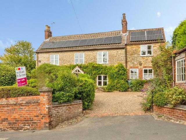 3 bedroom cottage for sale