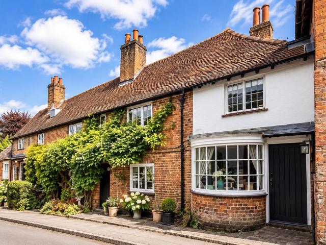 3 bedroom cottage for sale