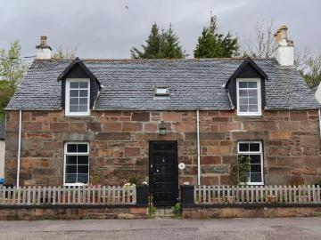 3 bedroom cottage for sale