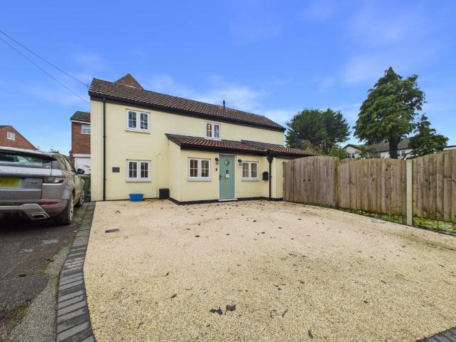 3 bedroom cottage for sale