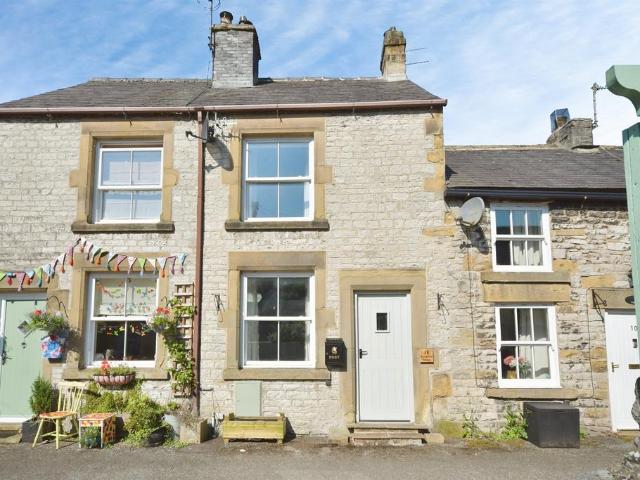 3 bedroom cottage for sale