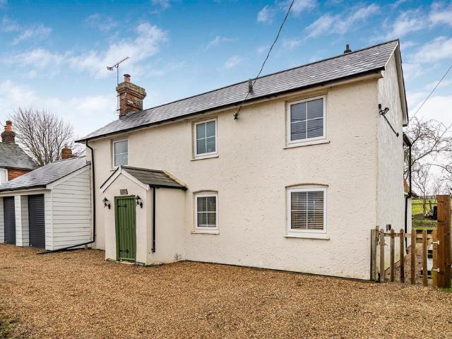 3 bedroom cottage for sale