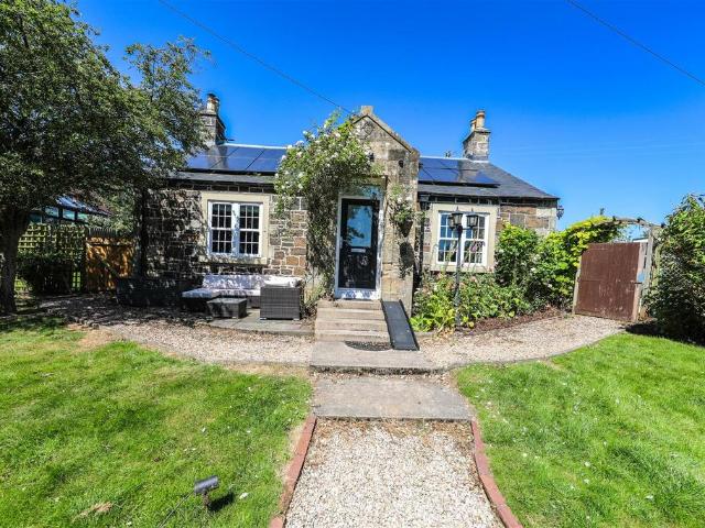 3 bedroom cottage for sale