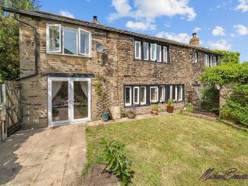 3 bedroom cottage for sale
