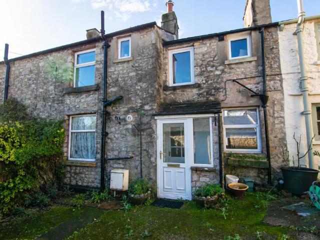3 bedroom cottage for sale