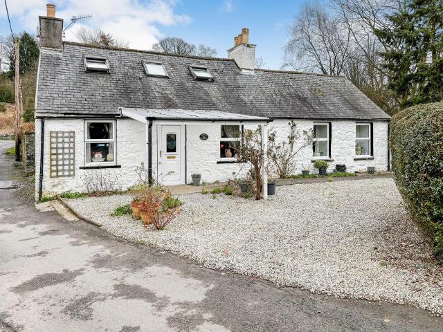 3 bedroom cottage for sale