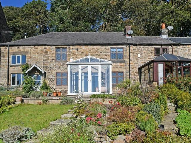 3 bedroom cottage for sale