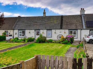 3 bedroom cottage for sale