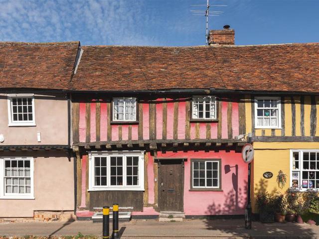 3 bedroom cottage for sale