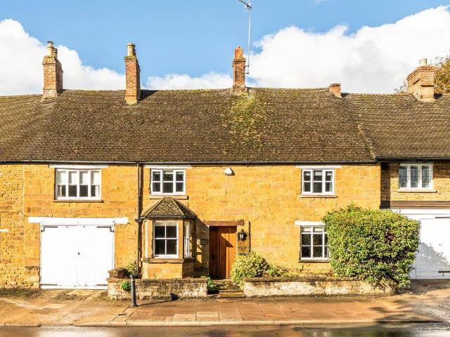 3 bedroom cottage for sale