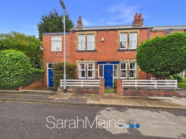 3 bedroom cottage for sale