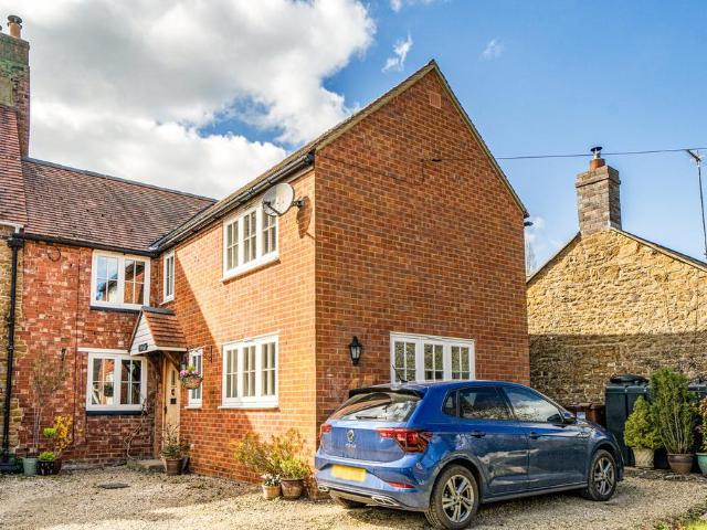 3 bedroom cottage for sale