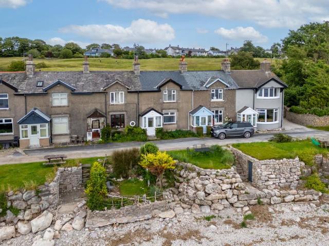 3 bedroom cottage for sale