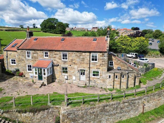 3 bedroom cottage for sale