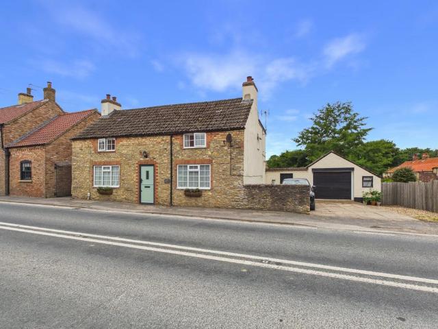 3 bedroom cottage for sale