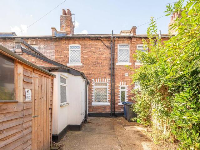 3 bedroom cottage for sale