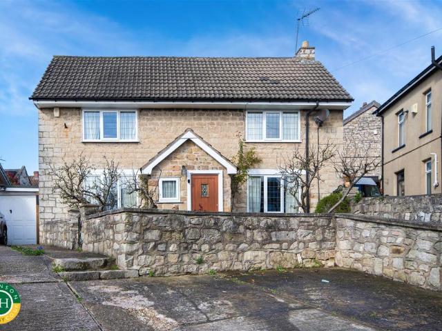 3 bedroom cottage for sale