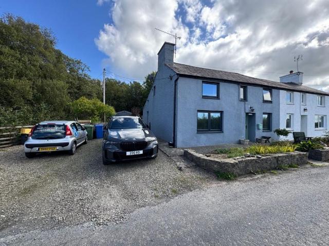 3 bedroom cottage for sale