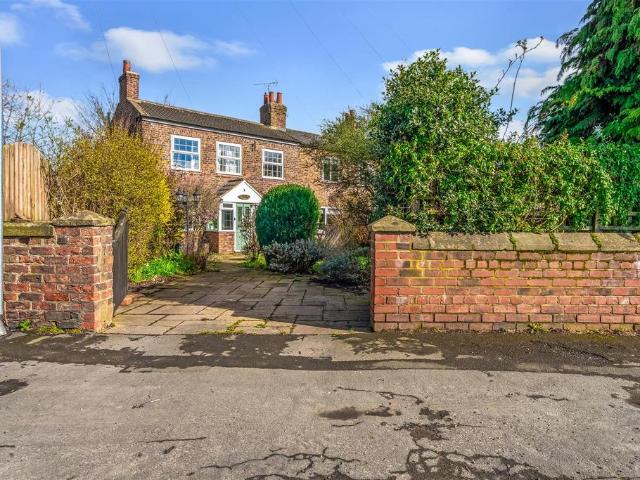 3 bedroom cottage for sale
