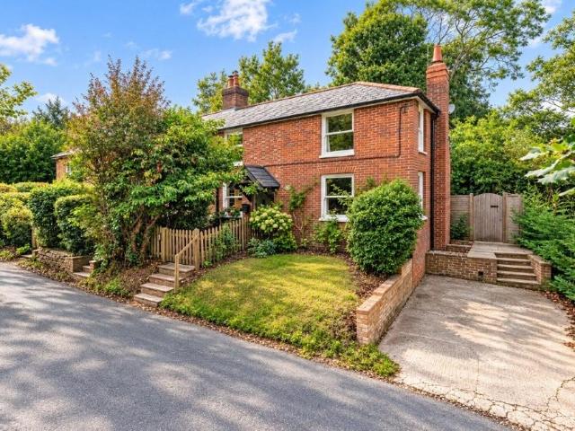 3 bedroom cottage for sale