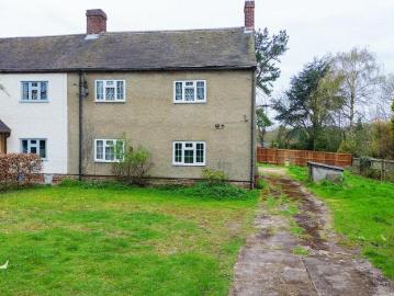 3 bedroom cottage for sale