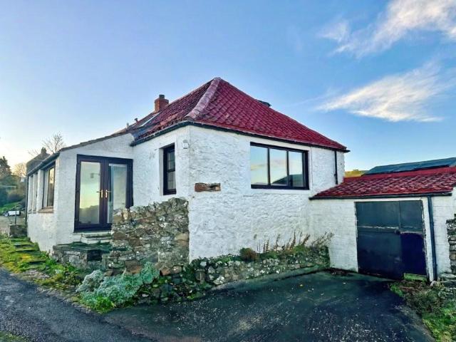 2 bedroom cottage for sale